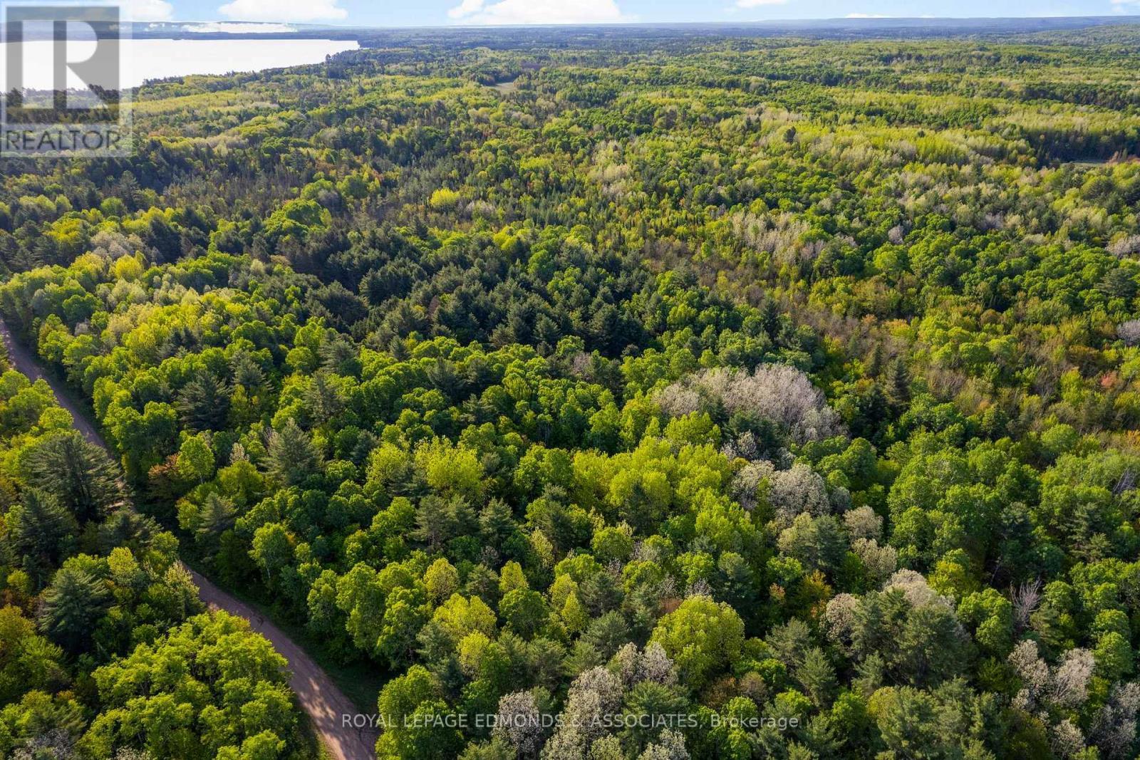 












0 SUNRISE ROAD

,
Killaloe, Hagarty and Richards,







Ontario
K0J2A0

