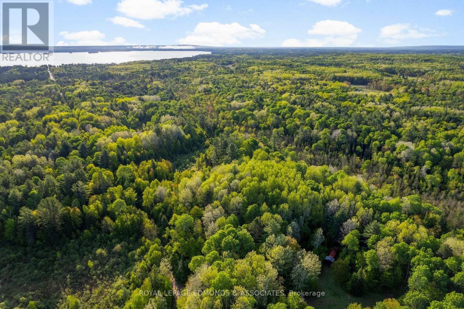 












0 SUNRISE ROAD

,
Killaloe, Hagarty and Richards,







Ontario
K0J2A0

