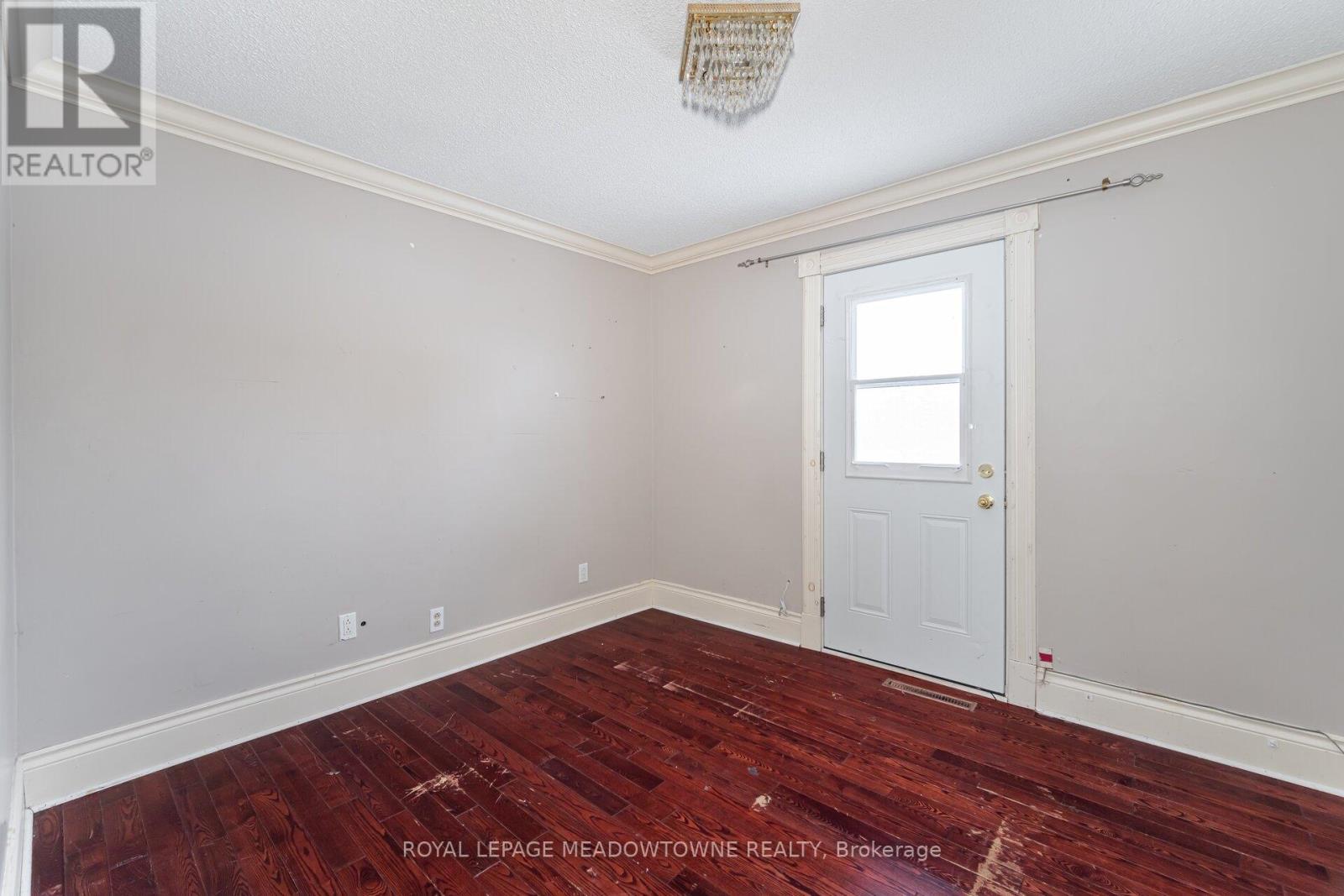 












11255 REGIONAL ROAD 25 ROAD

,
Halton Hills,




Ontario
L7J2M1

