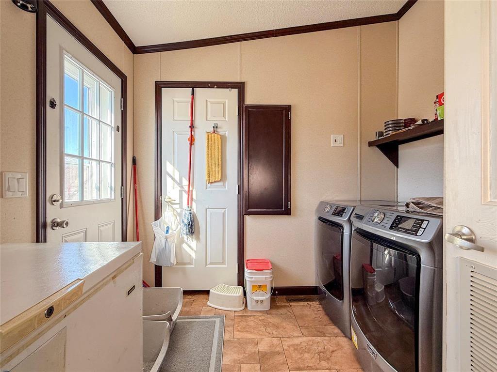 












209 McNaughton Avenue

,
Brookdale,




Manitoba
R0K0G0


