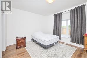 












8 KING STREET

,
Fort Erie (Lakeshore),




Ontario
L2A0C6

