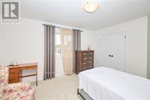 












8 KING STREET

,
Fort Erie (Lakeshore),




Ontario
L2A0C6

