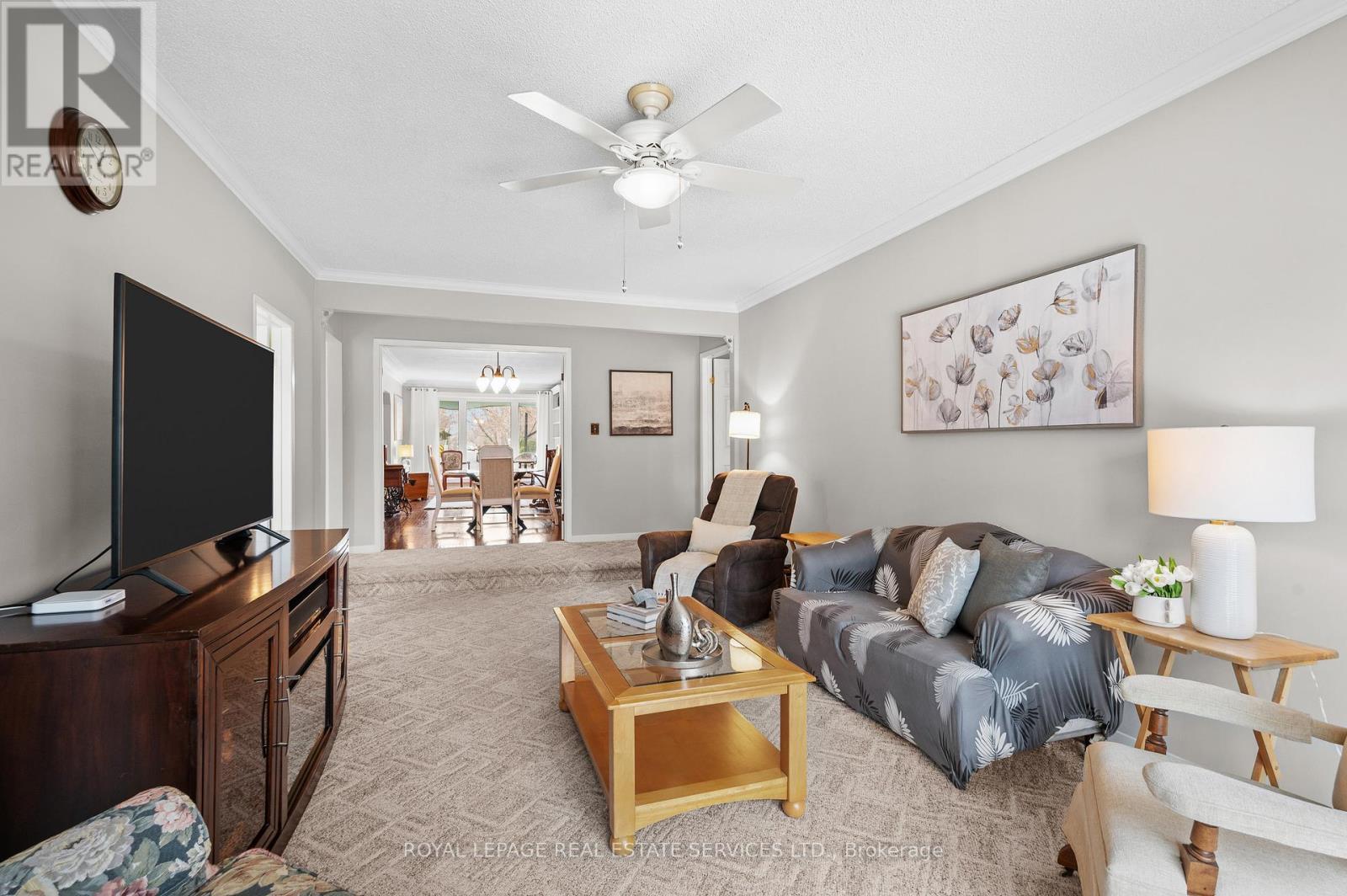 












2173 DEYNCOURT DRIVE

,
Burlington,




Ontario
L7R1W2

