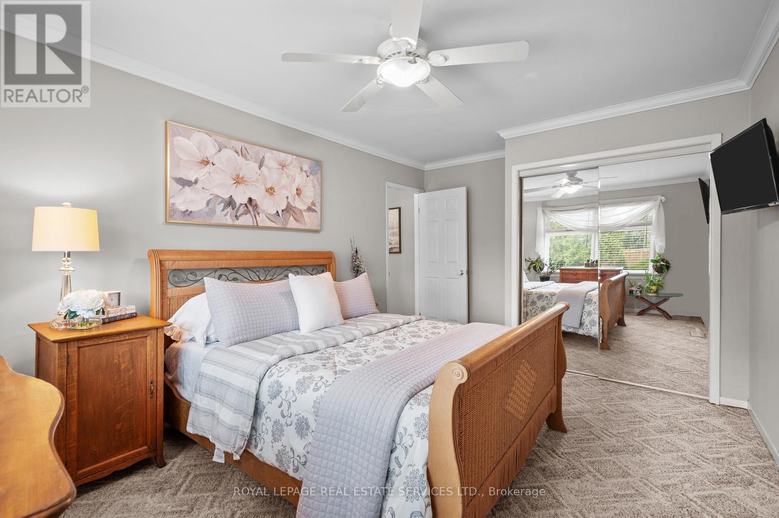 












2173 DEYNCOURT DRIVE

,
Burlington,




Ontario
L7R1W2

