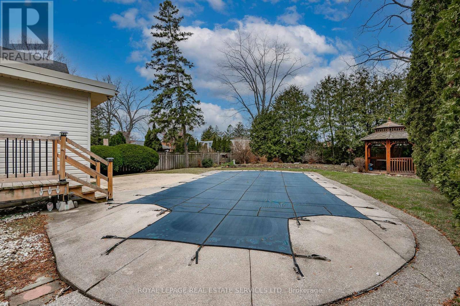 












2173 DEYNCOURT DRIVE

,
Burlington,




Ontario
L7R1W2

