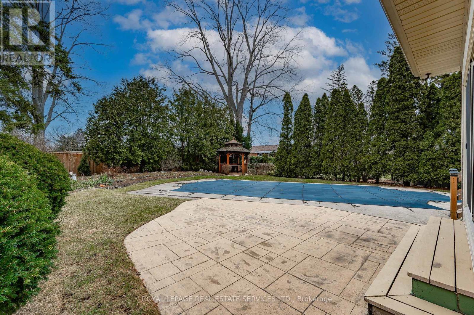 












2173 DEYNCOURT DRIVE

,
Burlington,




Ontario
L7R1W2

