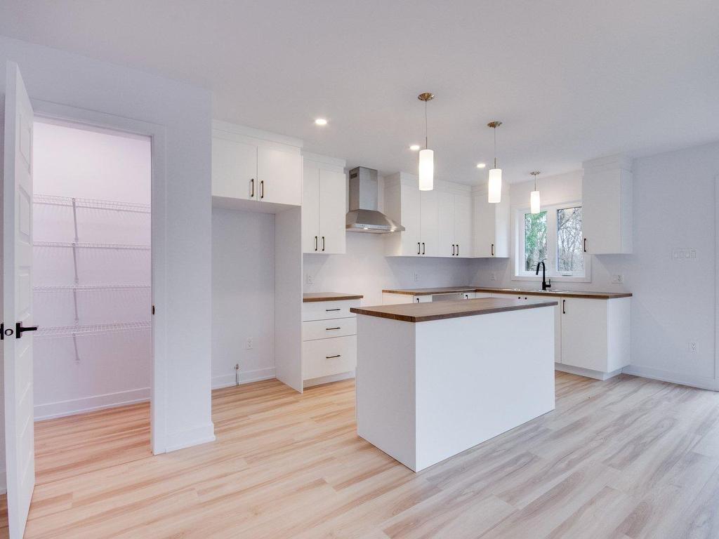 









958


Rue St-Louis

,
Gatineau (Gatineau),




QC
J8T2S4

