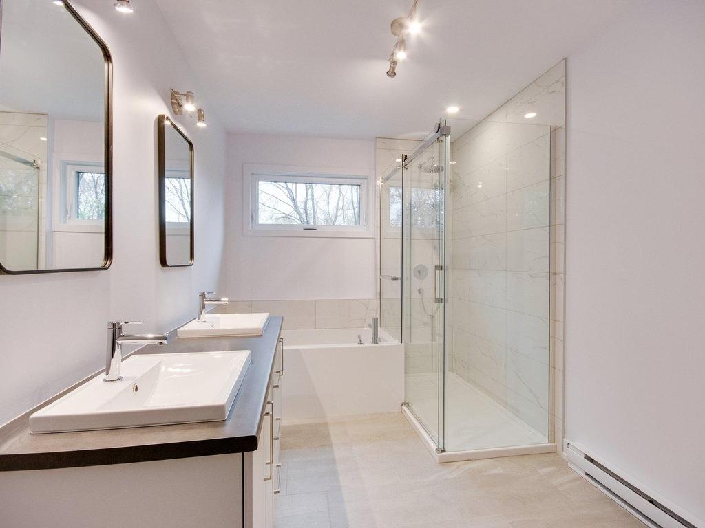 









958


Rue St-Louis

,
Gatineau (Gatineau),




QC
J8T2S4

