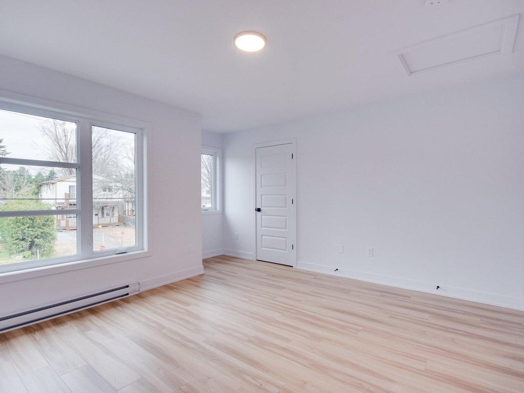 









958


Rue St-Louis

,
Gatineau (Gatineau),




QC
J8T2S4

