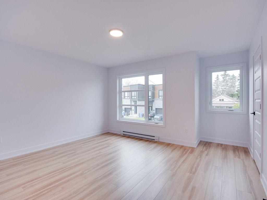 









958


Rue St-Louis

,
Gatineau (Gatineau),




QC
J8T2S4


