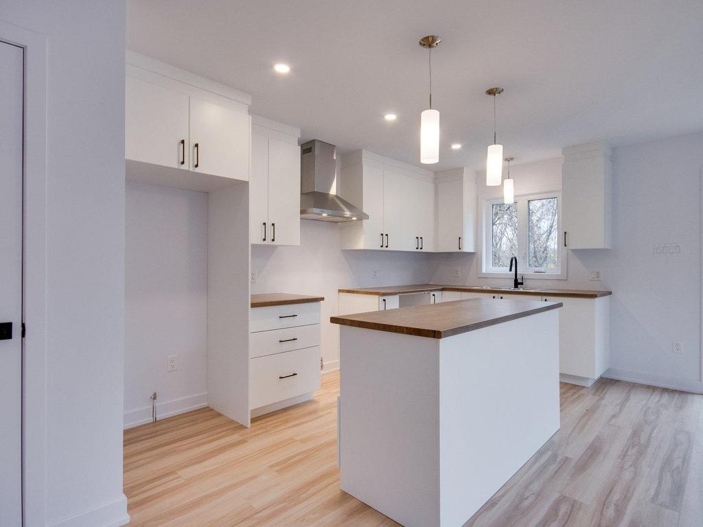 









958


Rue St-Louis

,
Gatineau (Gatineau),




QC
J8T2S4

