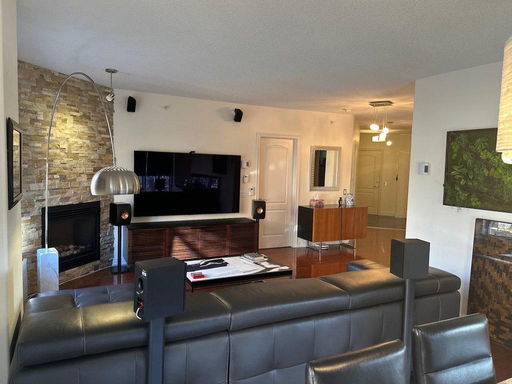 









3410


Boul. Le Carrefour

, 203,
Laval (Chomedey),




QC
H7T2Z4

