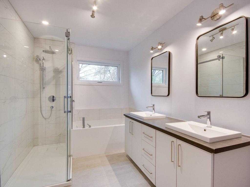 









956


Rue St-Louis

,
Gatineau (Gatineau),




QC
J8T2S4

