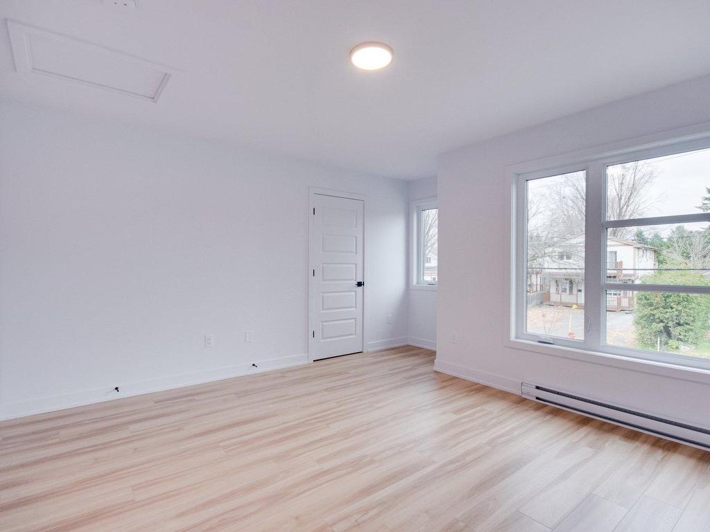









956


Rue St-Louis

,
Gatineau (Gatineau),




QC
J8T2S4

