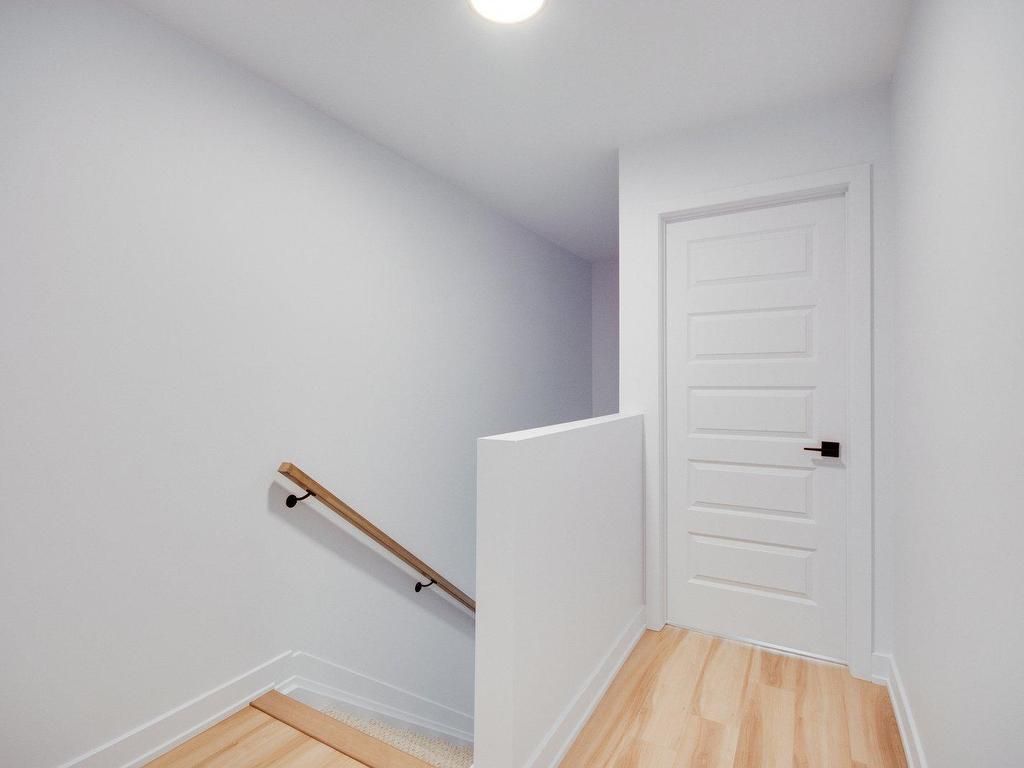 









956


Rue St-Louis

,
Gatineau (Gatineau),




QC
J8T2S4

