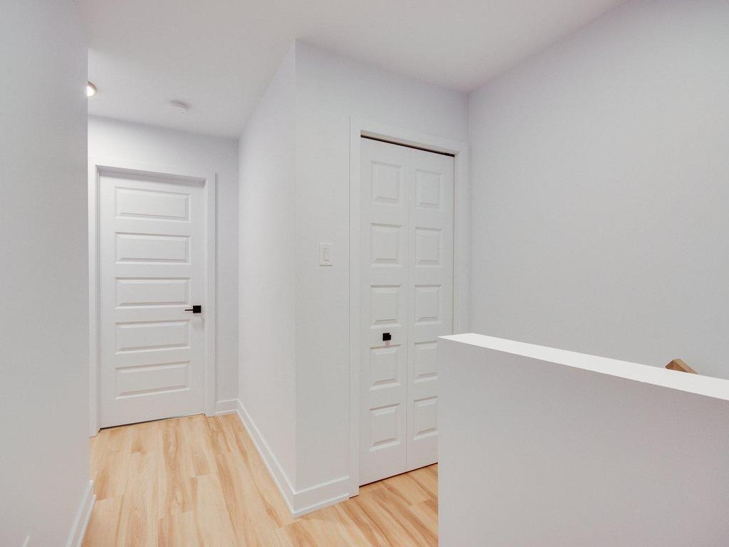 









956


Rue St-Louis

,
Gatineau (Gatineau),




QC
J8T2S4

