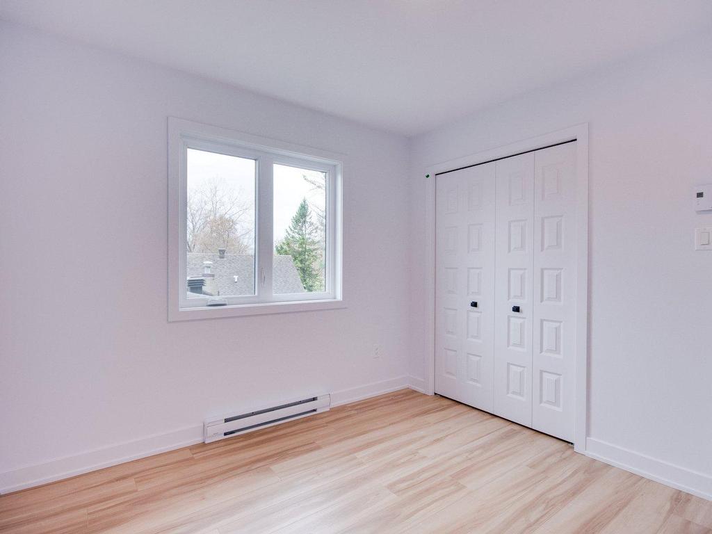 









956


Rue St-Louis

,
Gatineau (Gatineau),




QC
J8T2S4

