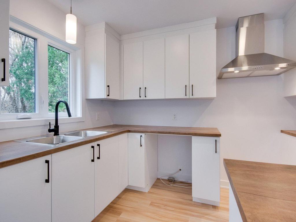 









956


Rue St-Louis

,
Gatineau (Gatineau),




QC
J8T2S4

