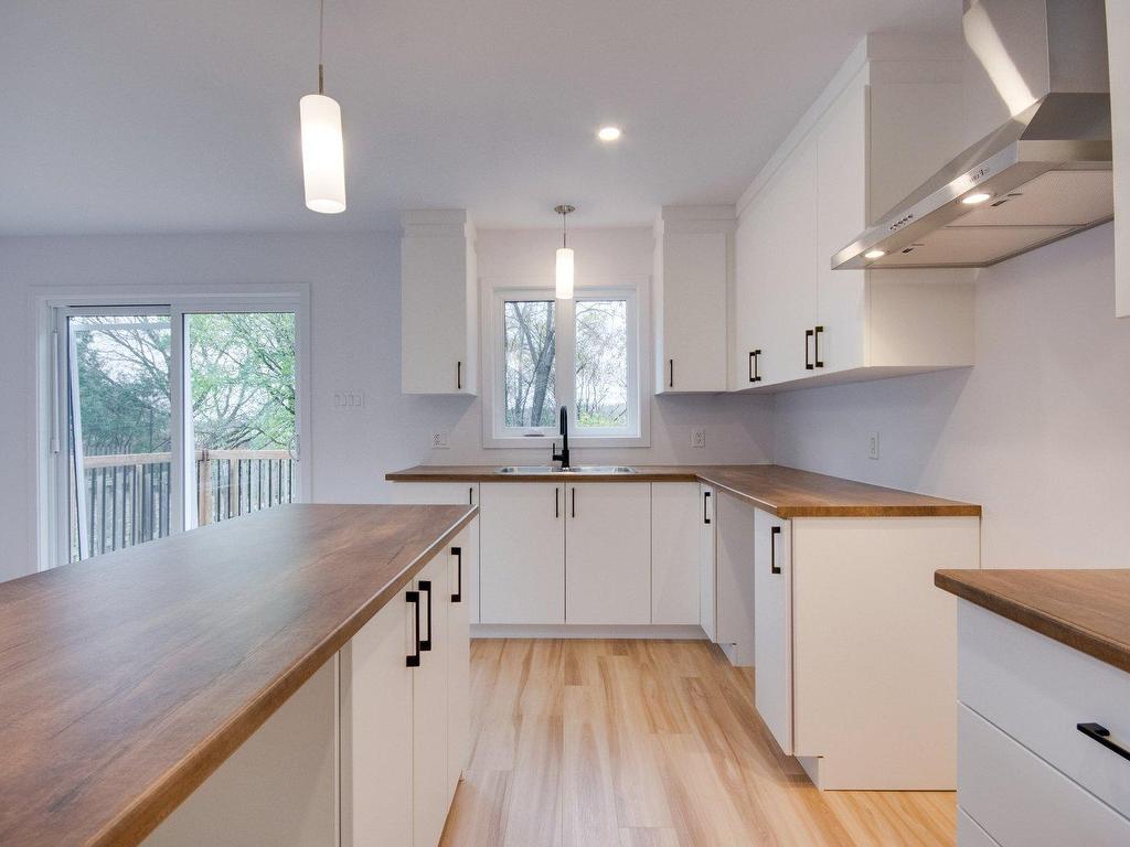 









956


Rue St-Louis

,
Gatineau (Gatineau),




QC
J8T2S4

