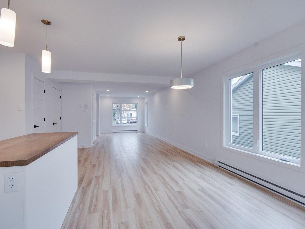 









956


Rue St-Louis

,
Gatineau (Gatineau),




QC
J8T2S4


