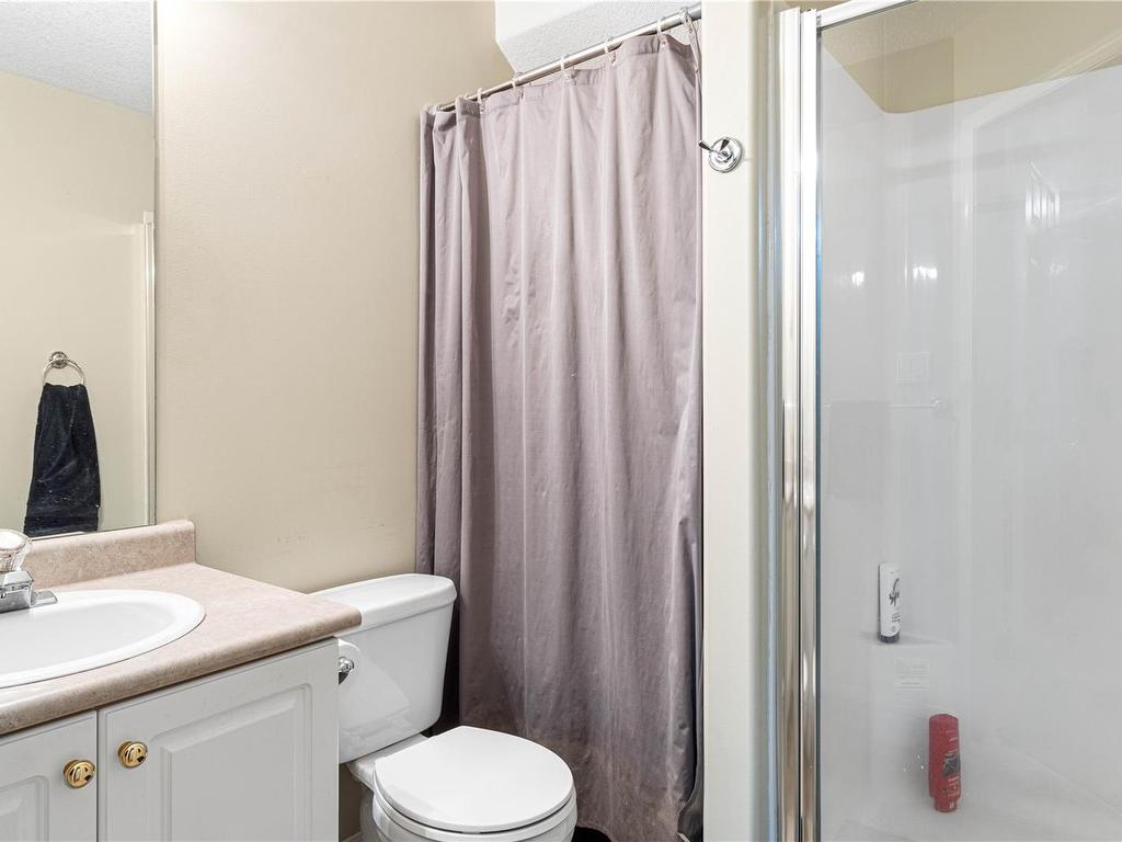 









1394/1396


Graham

Cres,
Nanaimo,




BC
V9S 2E3

