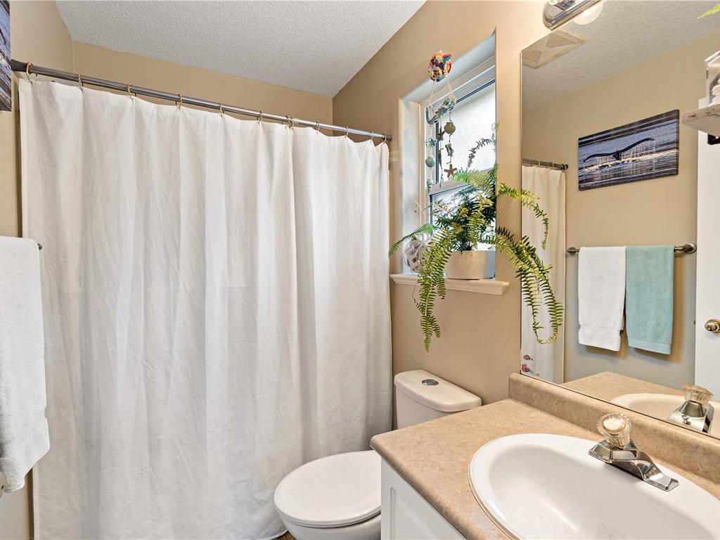 









1394/1396


Graham

Cres,
Nanaimo,




BC
V9S 2E3

