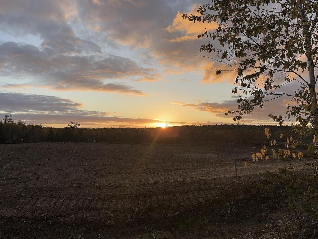 












Lot 123 156 Canoe Crescent

,
Hammonds Plains,




NS
B4B 2A6

