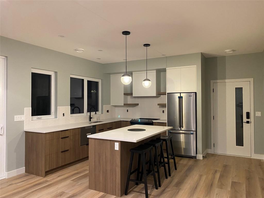 









975


Mt Burnham

Road,
Vernon,




BC
V1B 2B6

