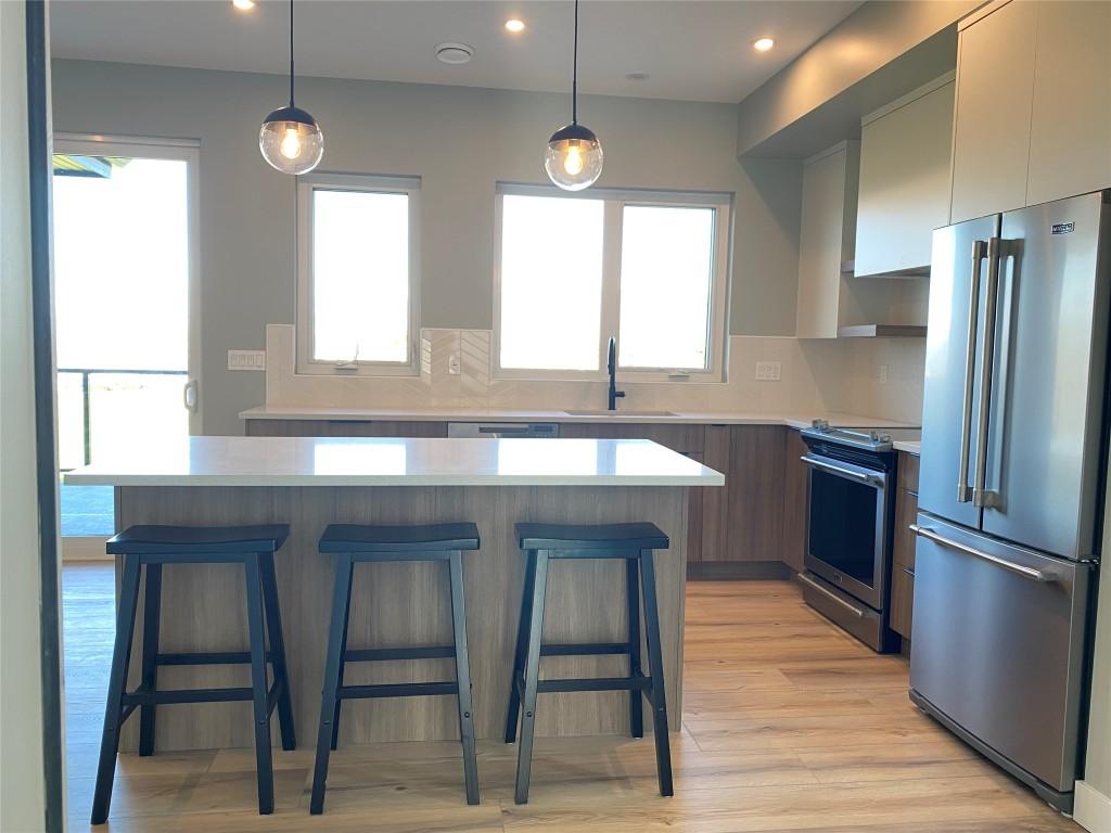 









975


Mt Burnham

Road,
Vernon,




BC
V1B 2B6

