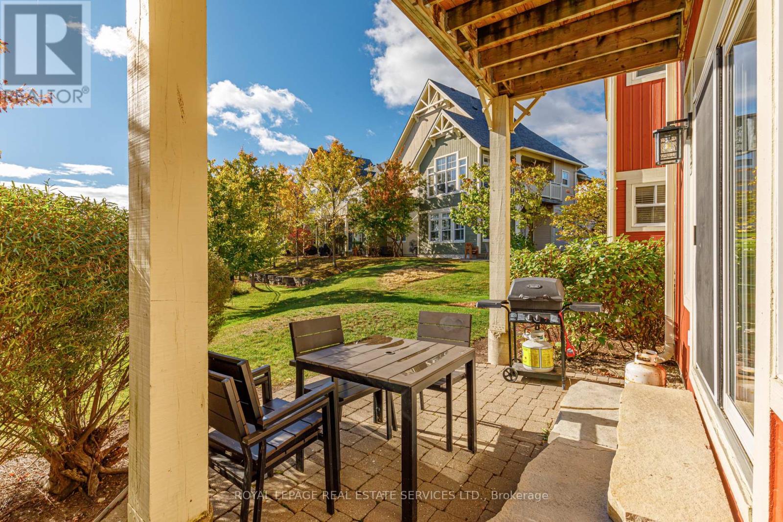 












120 - 125 FAIRWAY COURT

,
Blue Mountains,




Ontario
L9Y0P8

