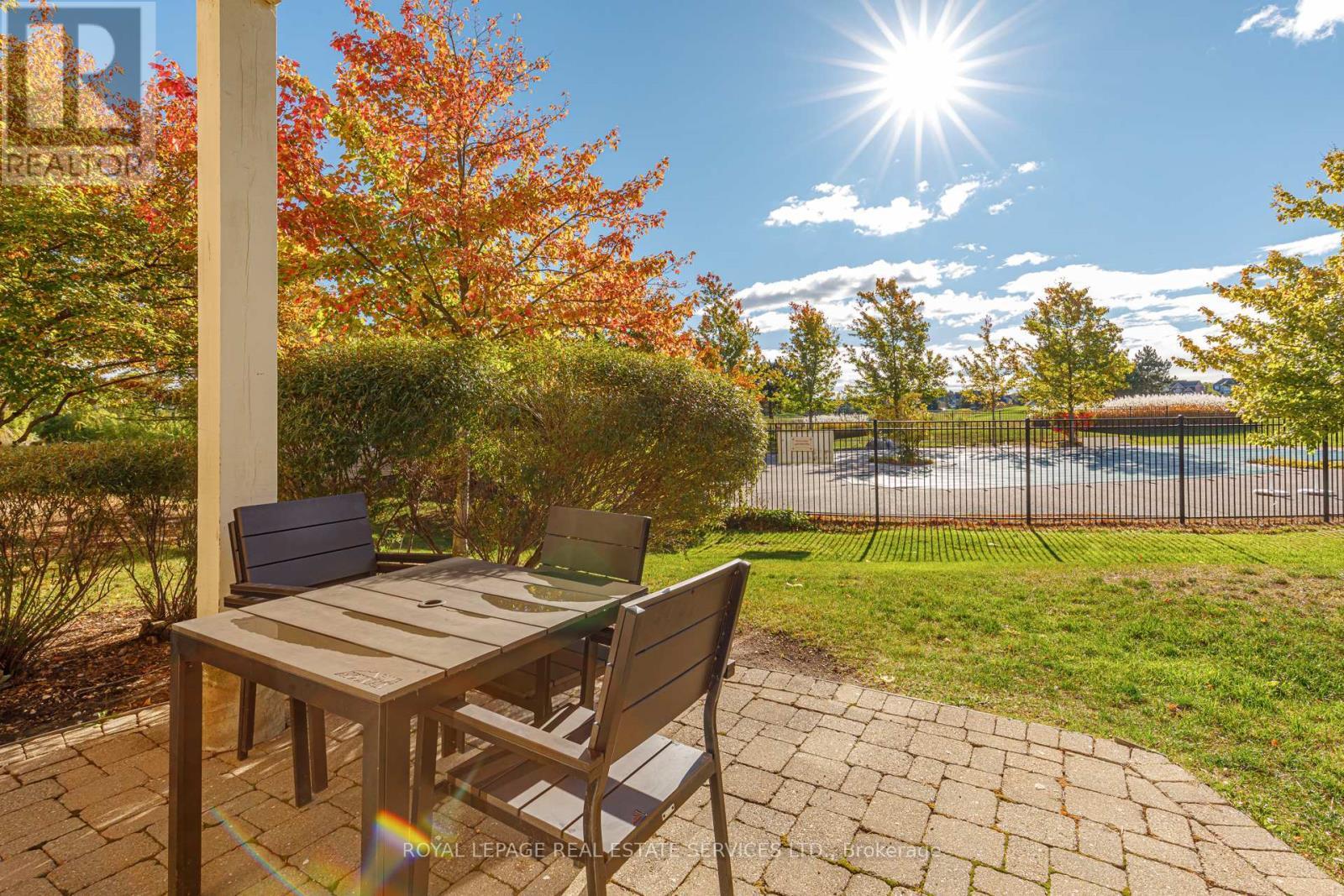 












120 - 125 FAIRWAY COURT

,
Blue Mountains,




Ontario
L9Y0P8

