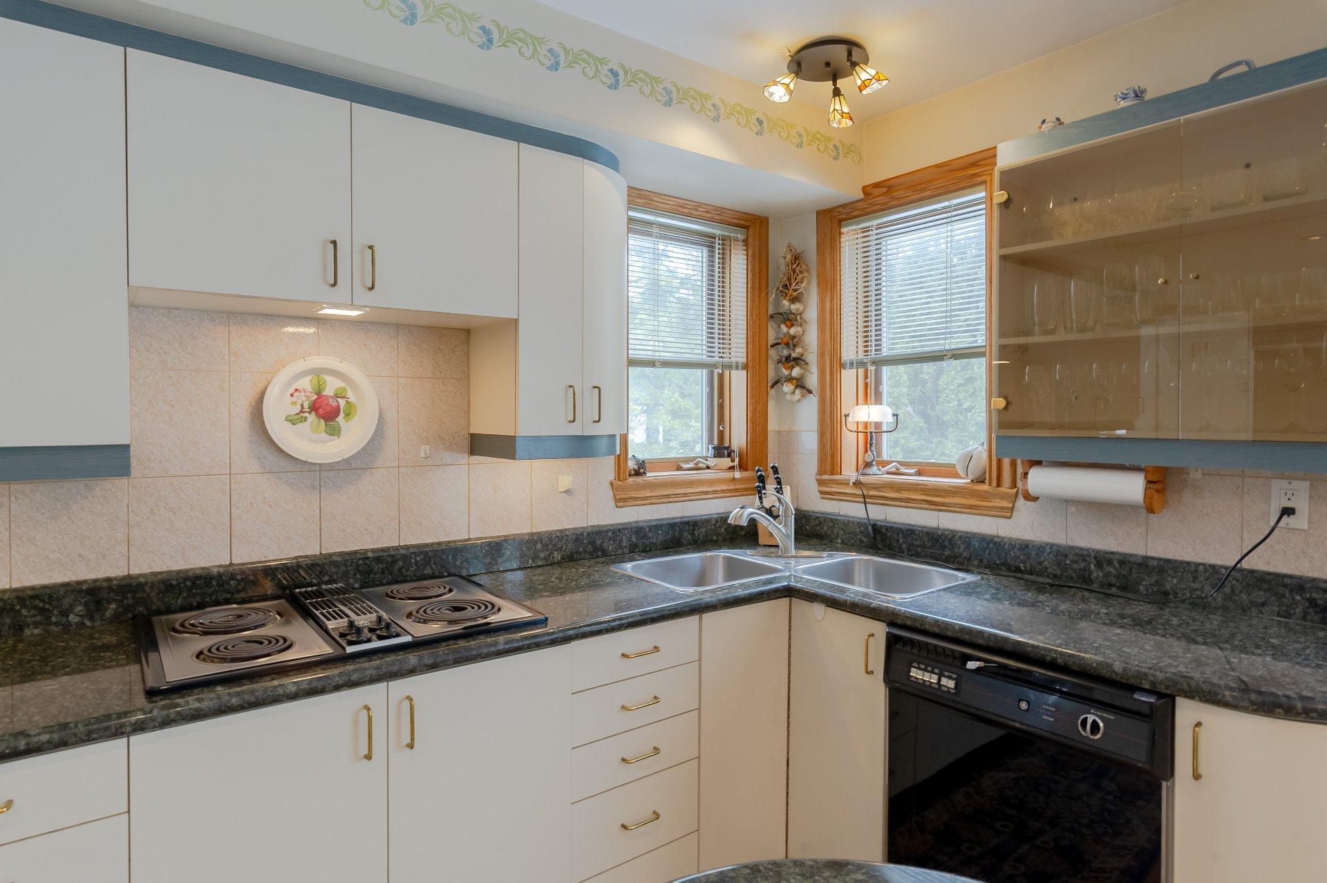 









9032


Crois. Rimouski

,
Brossard,




QC
J4X2S2

