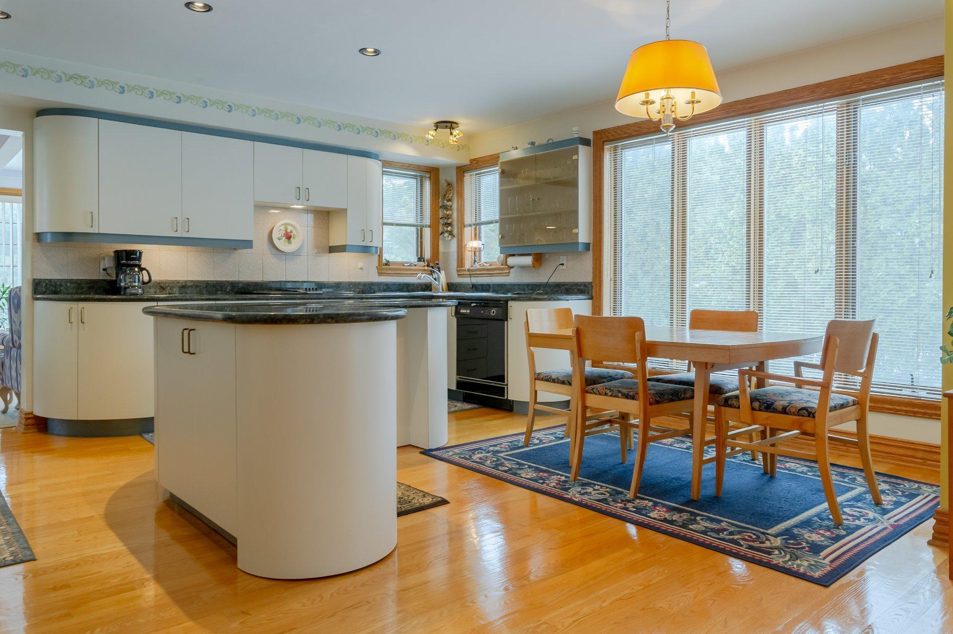 









9032


Crois. Rimouski

,
Brossard,




QC
J4X2S2

