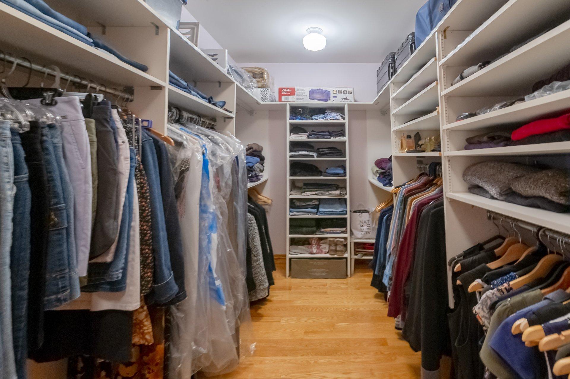 









9032


Crois. Rimouski

,
Brossard,




QC
J4X2S2

