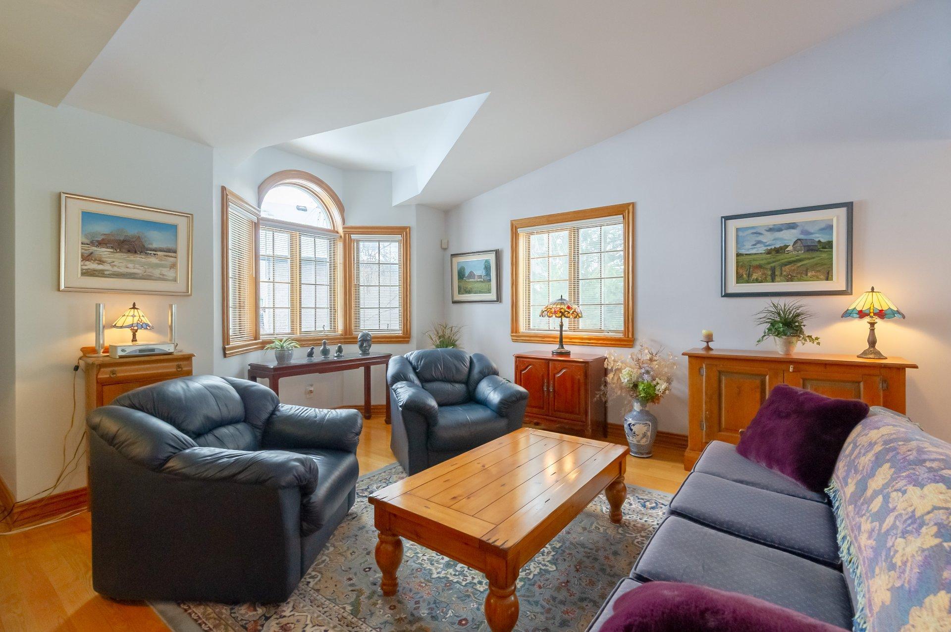 









9032


Crois. Rimouski

,
Brossard,




QC
J4X2S2

