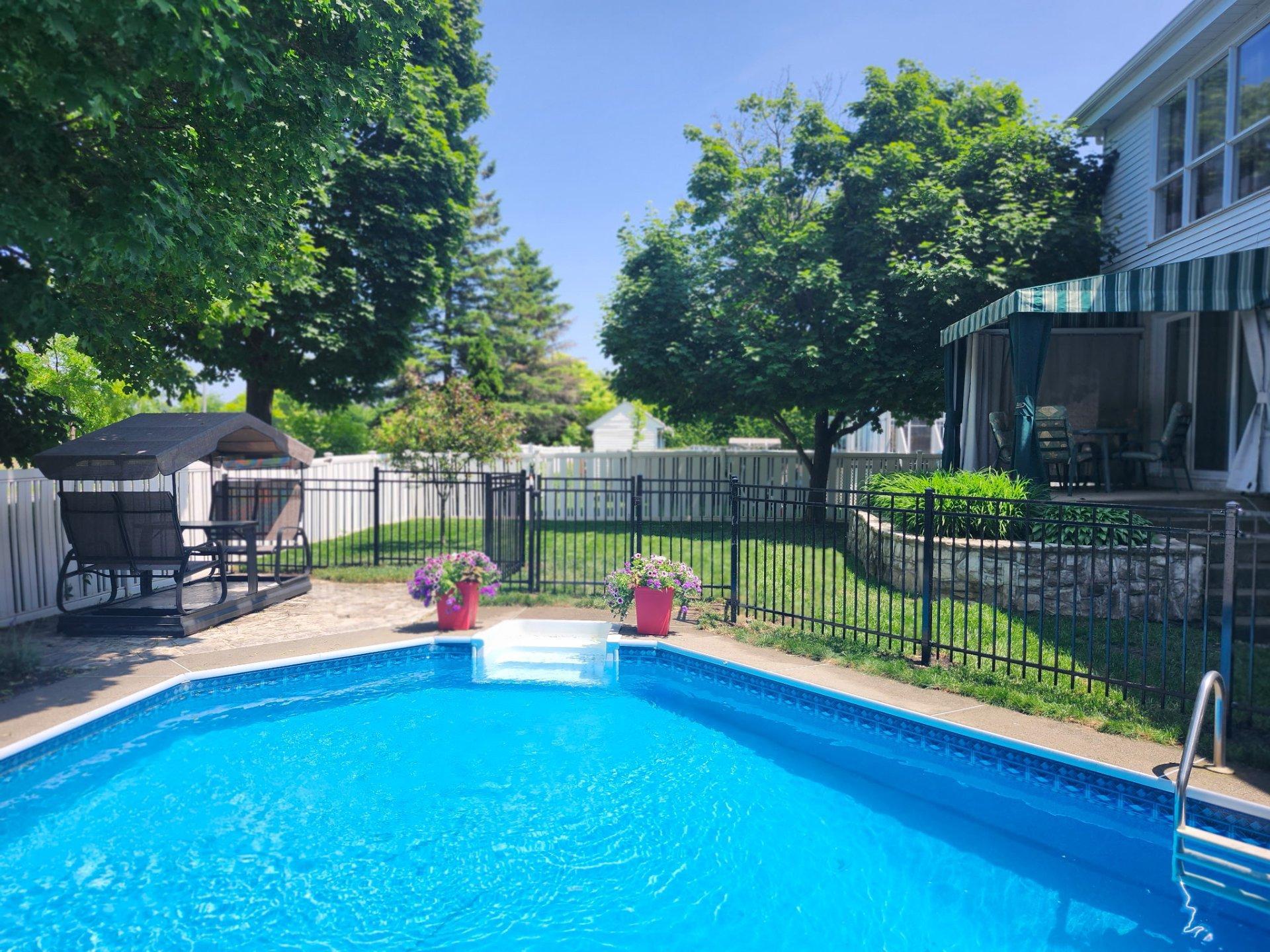 









350


Rue Gouin

,
Saint-Bruno-de-Montarville,




QC
J3V6C8

