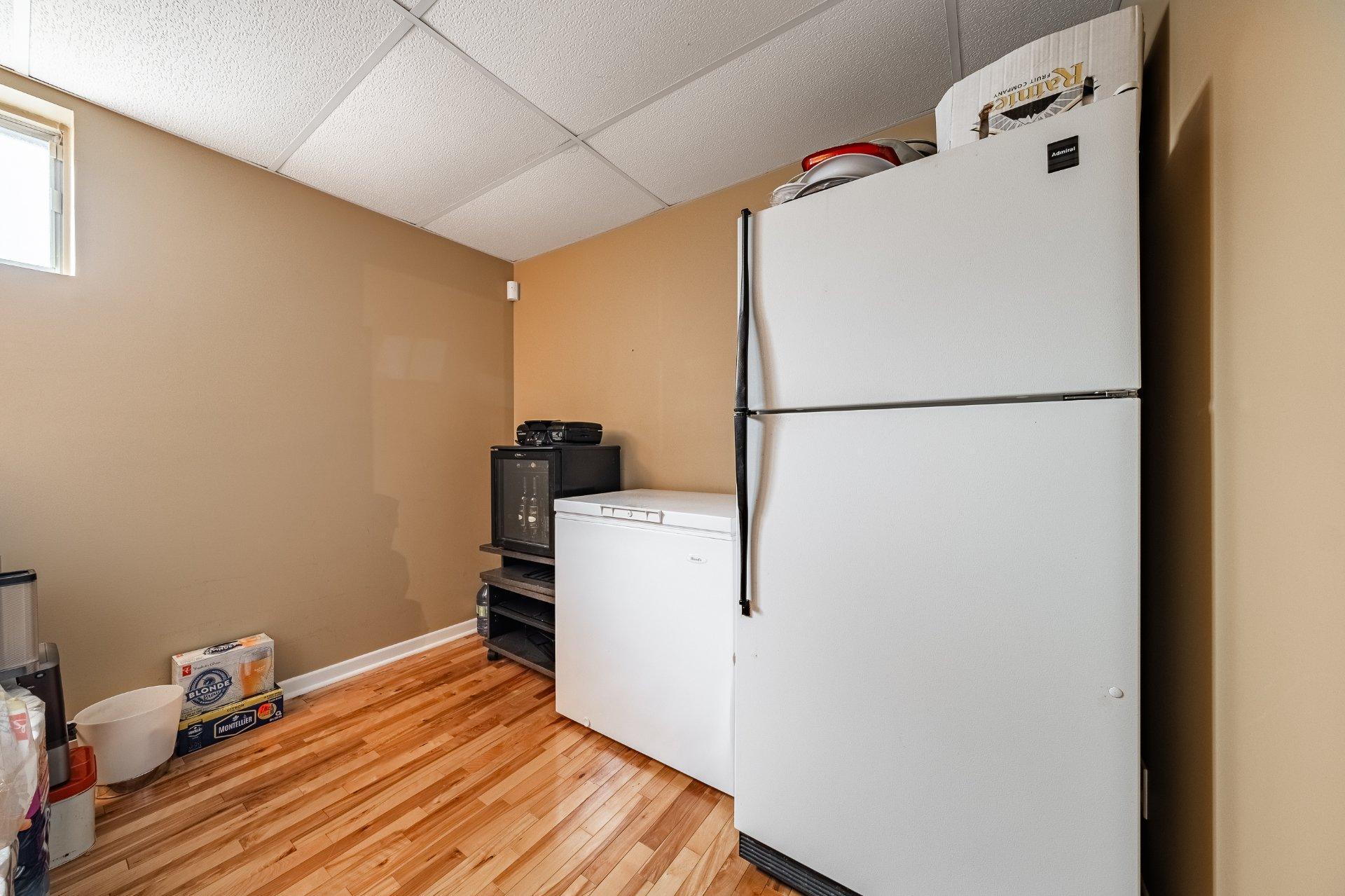 









350


Rue Gouin

,
Saint-Bruno-de-Montarville,




QC
J3V6C8

