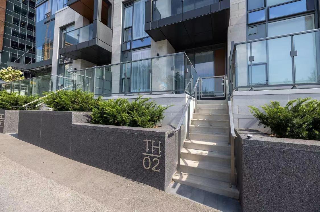 









1288


Rue St-Antoine O.

, TH2,
Montréal (Ville-Marie),




QC
H3C0X6

