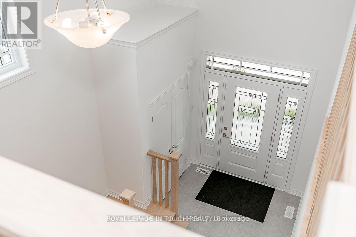 












2 ROWLAND STREET

,
Collingwood,




Ontario
L9Y5M5

