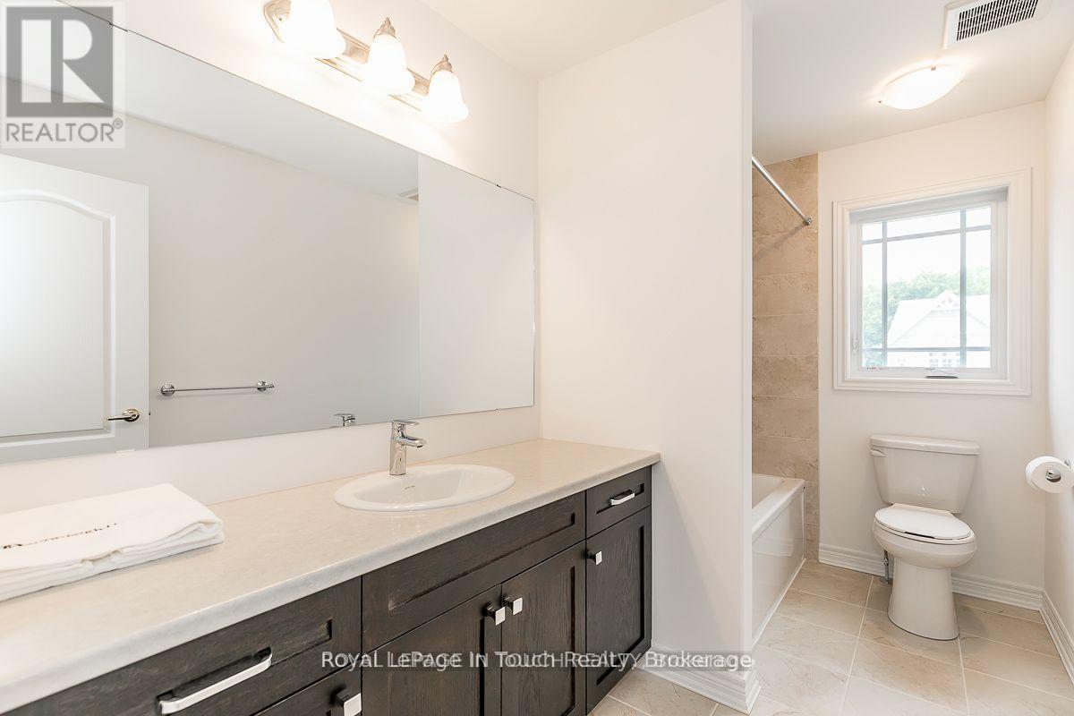 












2 ROWLAND STREET

,
Collingwood,




Ontario
L9Y5M5

