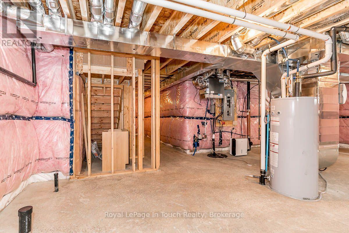












2 ROWLAND STREET

,
Collingwood,




Ontario
L9Y5M5

