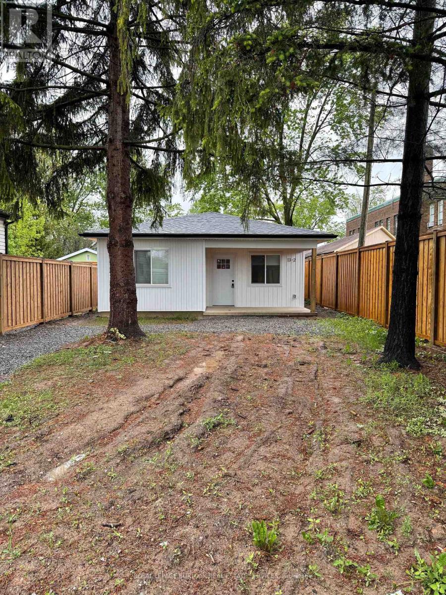 












2 - 13 DUNCAN STREET

,
Welland,




Ontario
L3B2C5

