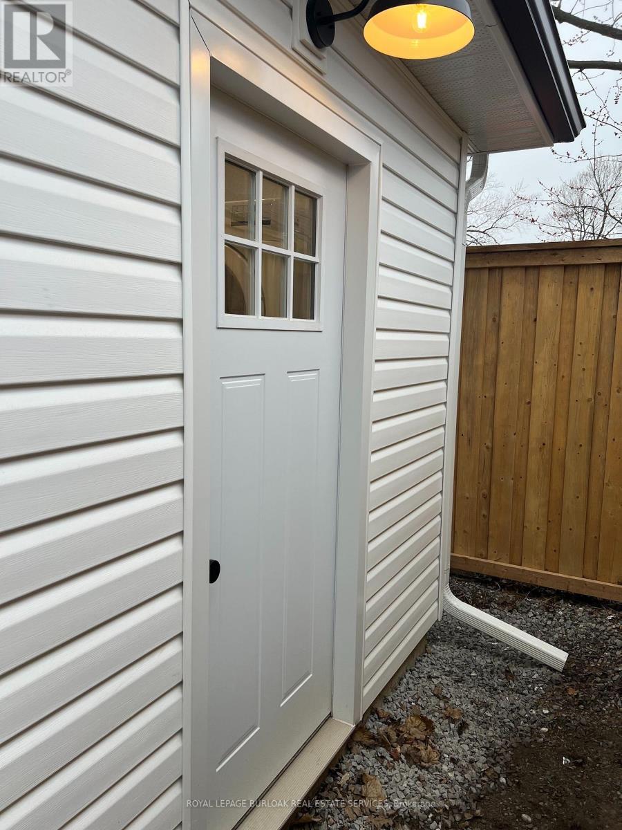 












2 - 13 DUNCAN STREET

,
Welland,




Ontario
L3B2C5

