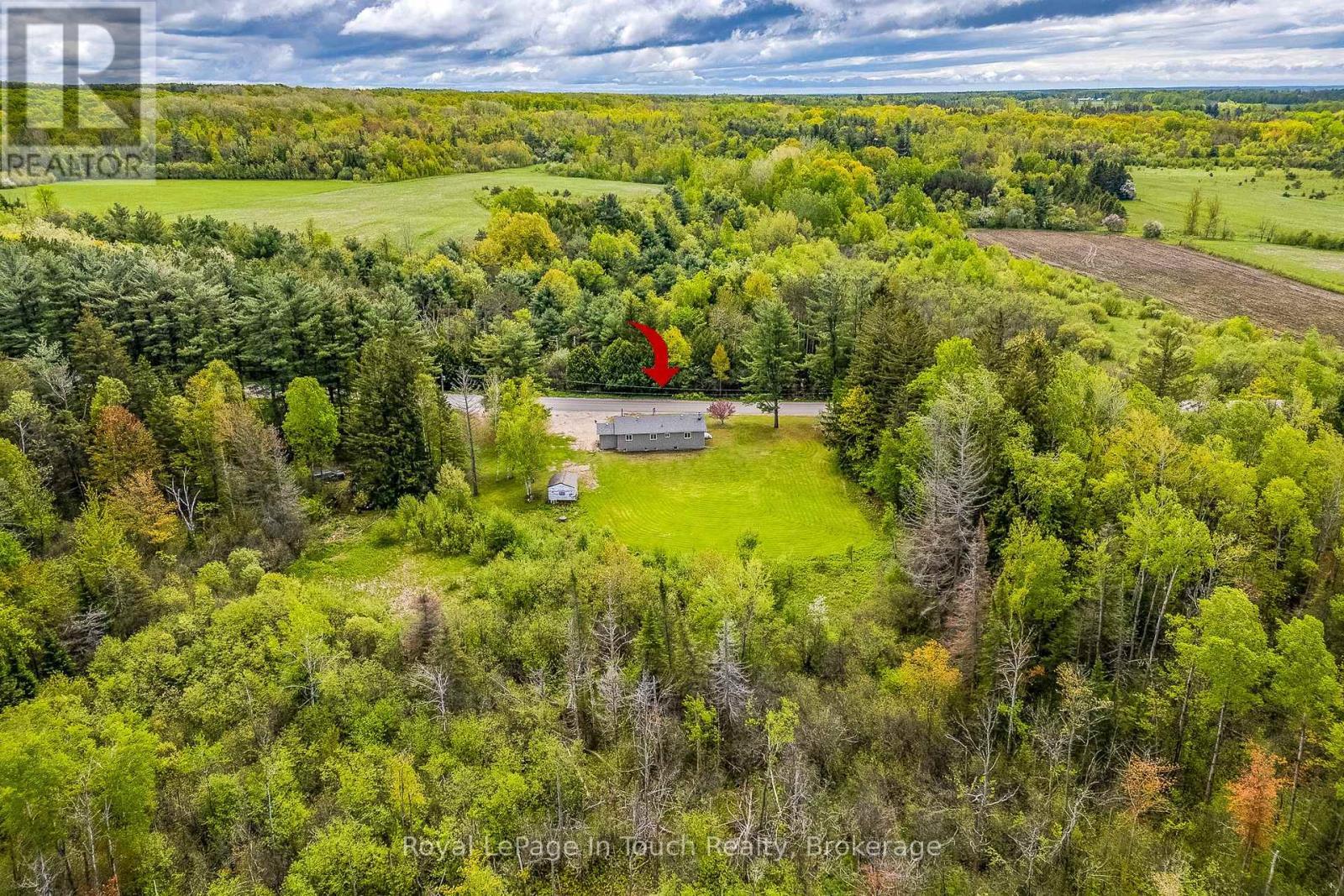 












284 CONCESSION 12 ROAD E

,
Tiny,




Ontario
L0L2J0

