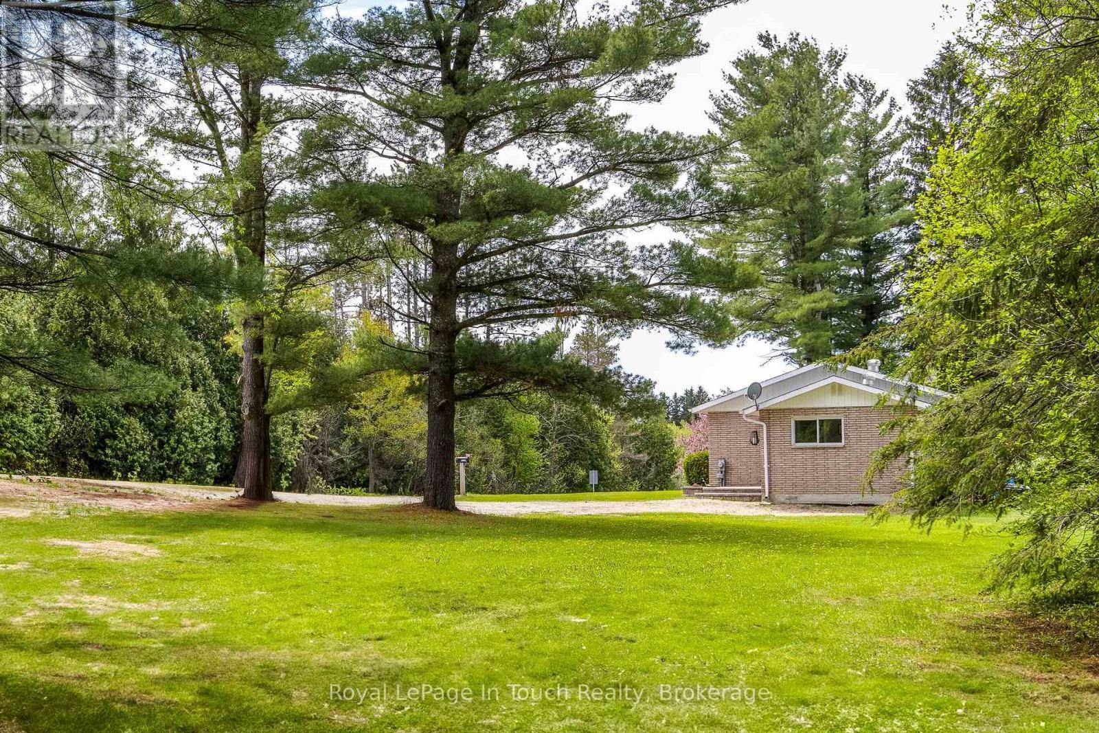 












284 CONCESSION 12 ROAD E

,
Tiny,




Ontario
L0L2J0

