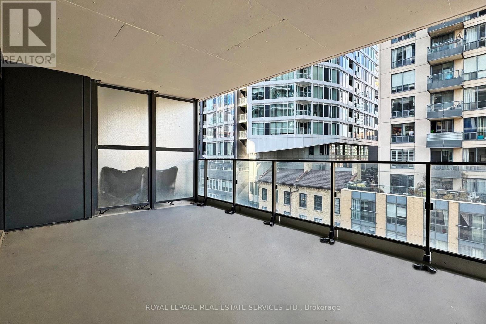 












612 - 77 SHUTER STREET

,
Toronto,




Ontario
M5B0B8

