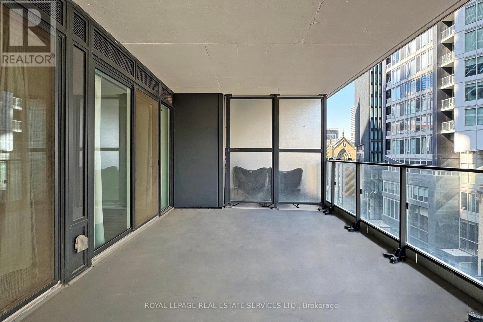 












612 - 77 SHUTER STREET

,
Toronto,




Ontario
M5B0B8

