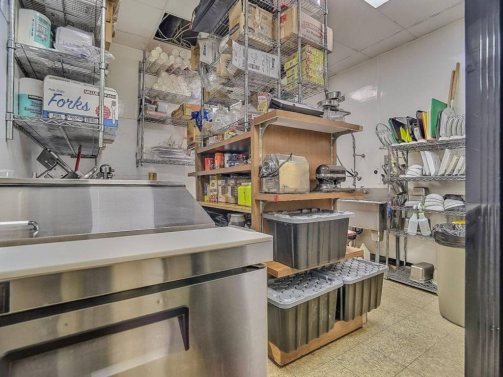 









177


Boul. St-Joseph

,
Gatineau (Hull),




QC
J8Y2Y6

