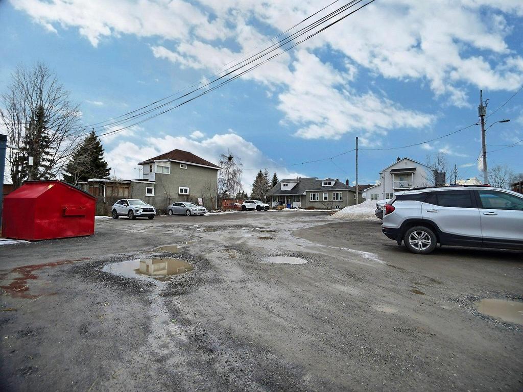 









177


Boul. St-Joseph

,
Gatineau (Hull),




QC
J8Y2Y6

