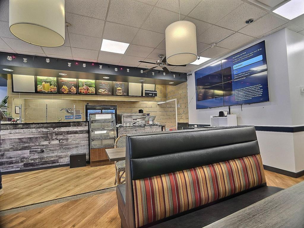 









177


Boul. St-Joseph

,
Gatineau (Hull),




QC
J8Y2Y6

